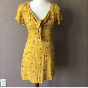 PacSun LA Hearts Floral Short Yellow And White Dress Size Small